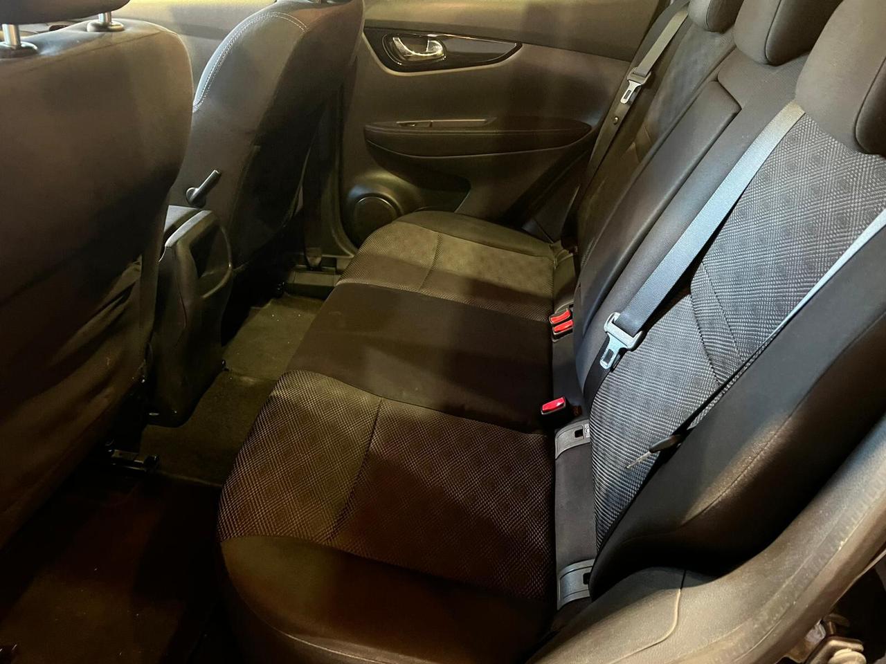 Nissan Qashqai 1.5 dCi Tekna 10/2015