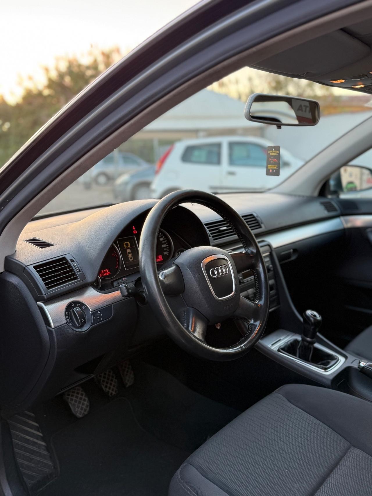 Audi A4 2.0 16V TDI