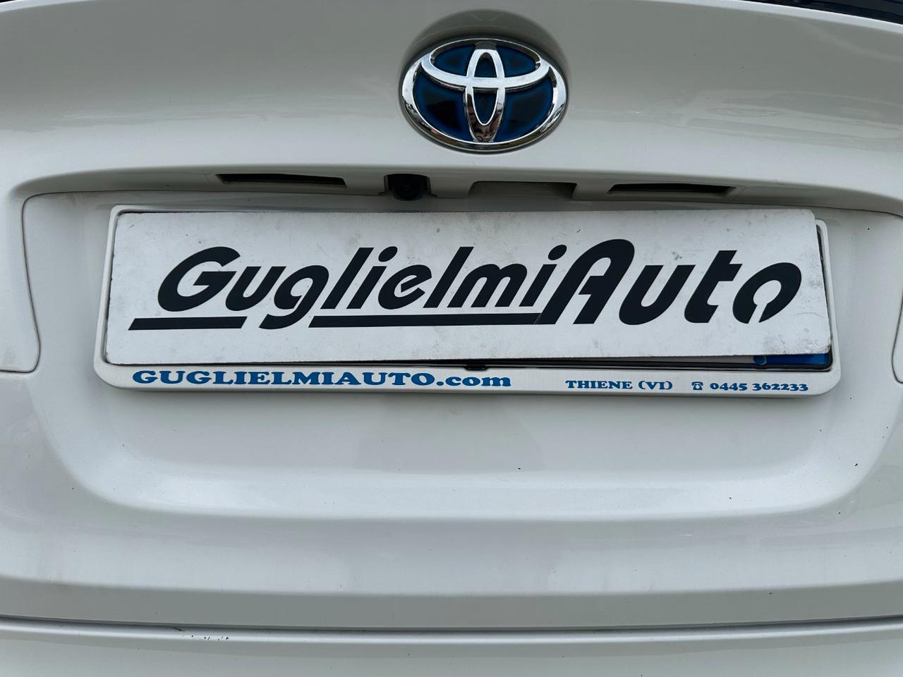 Toyota C-HR 1.8h Business e-cvt