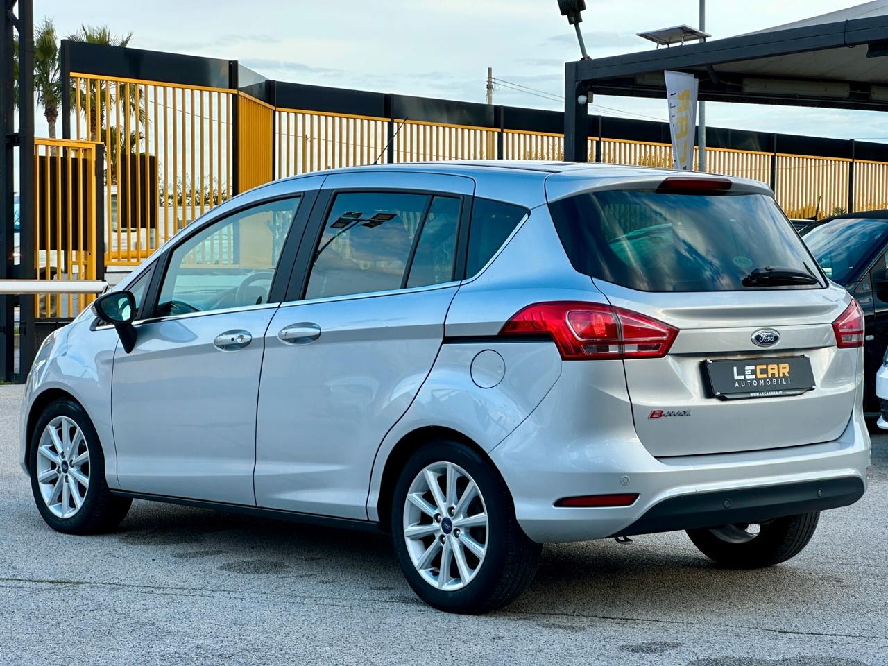 FORD B-Max 1.4 90 CV GPL Titanium