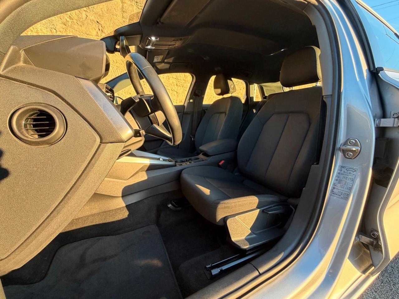 Audi A3 SPB/2.0 TDI 150CV/IVA ESPOSTA/LED/CAR PLAY