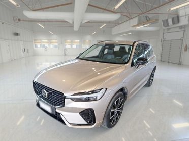 VOLVO XC60 B5 D AWD automatico Plus Dark