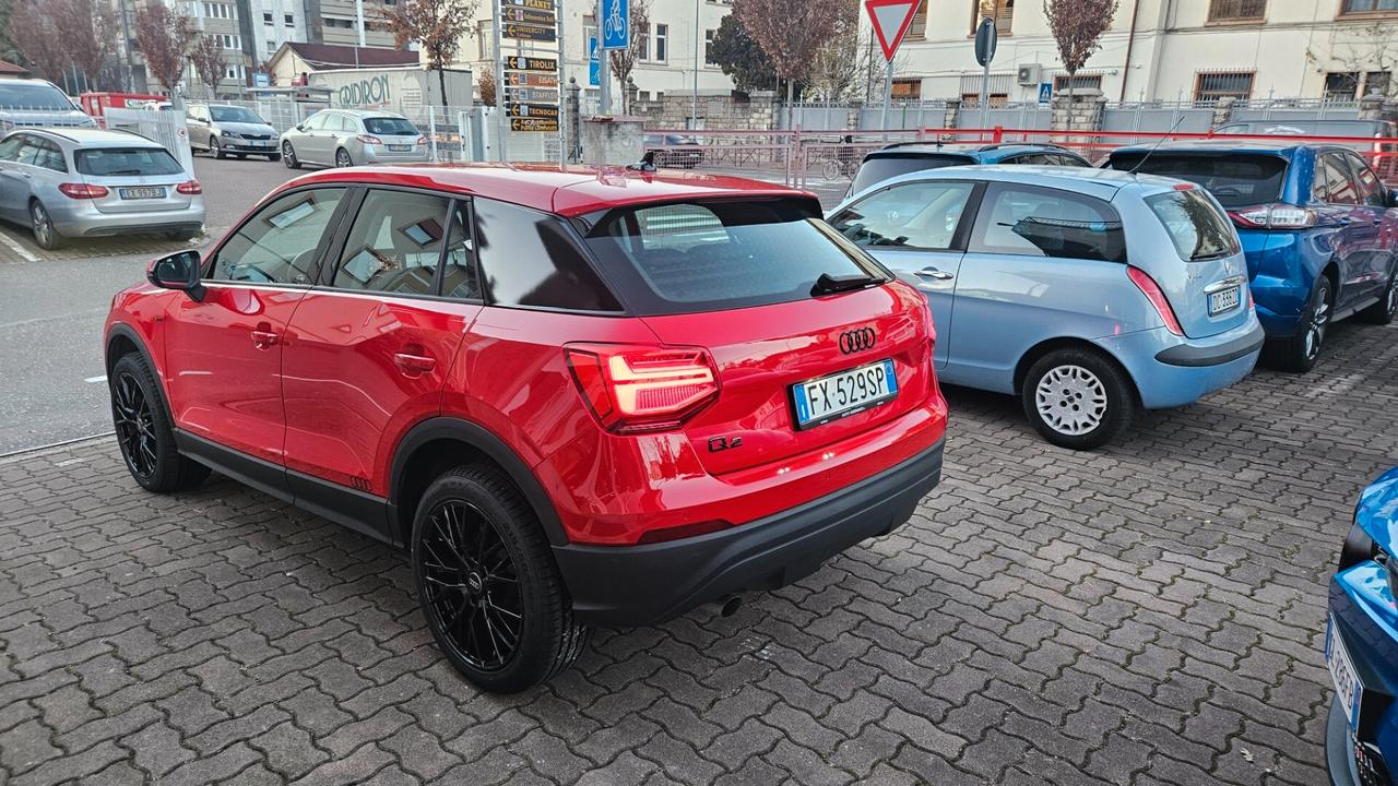 Audi Q2 30 1.6 tdi BLACK OPTIC s-tronic KM 40.000!!!