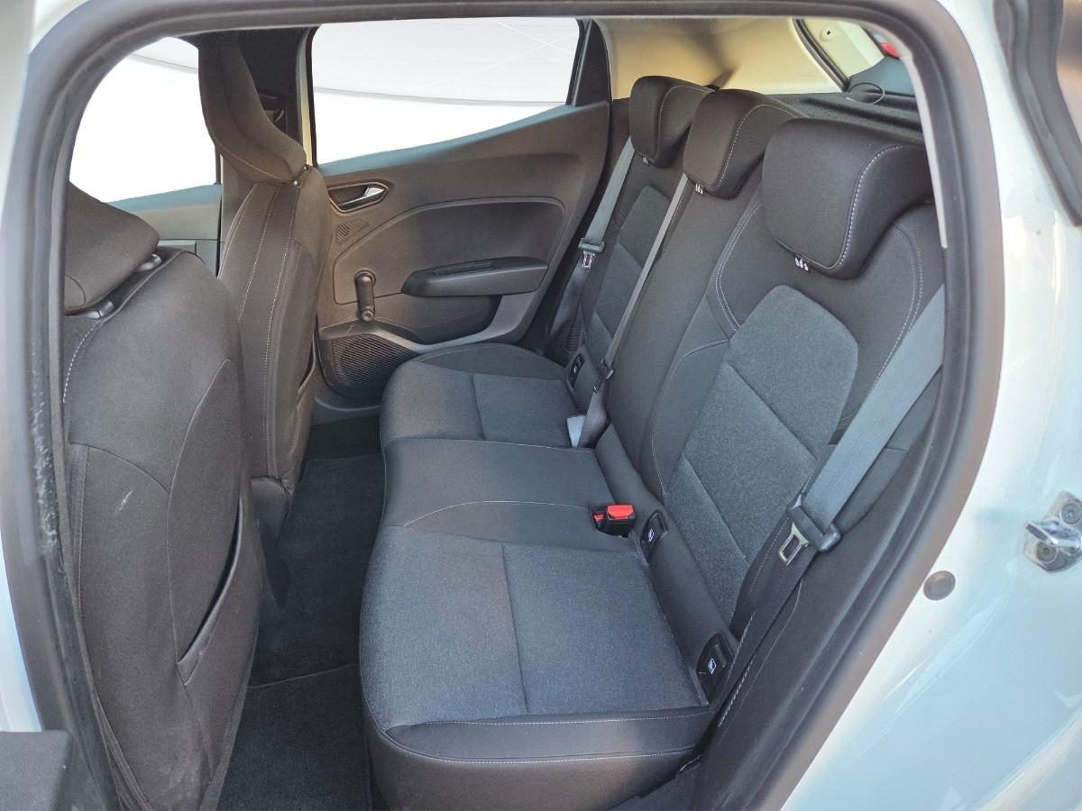 RENAULT Clio 1.6 E-Tech hybrid Business 140cv auto