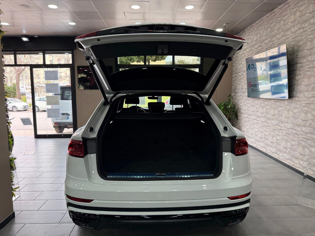 Audi Q8 50 TDI 286 CV quattro tiptronic Sport