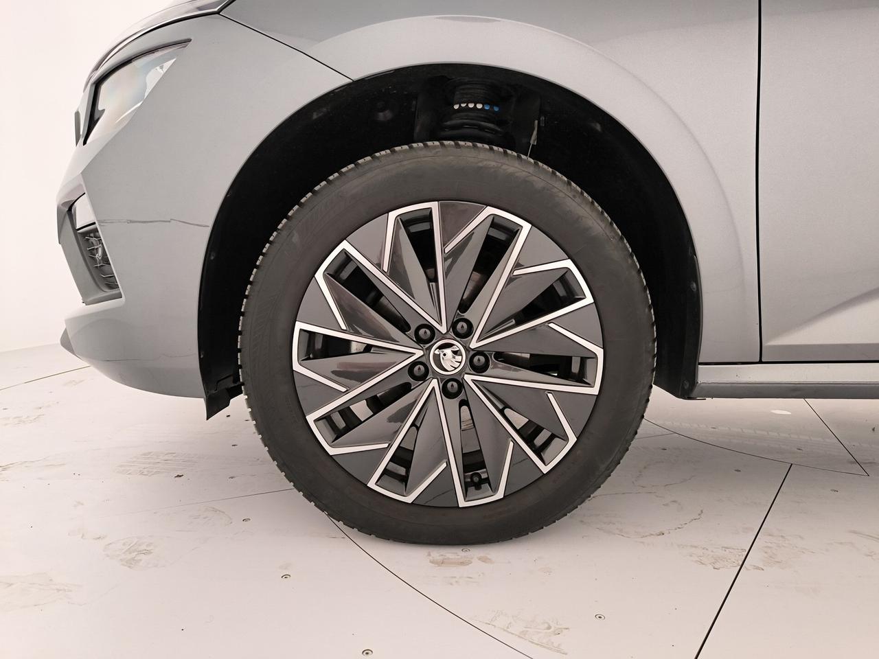 Skoda Kamiq 1.0 tsi black dots 95cv