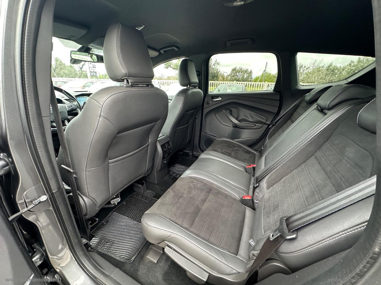 FORD Kuga 1.5 TDCI 120 CV S&S 2WD ST-Line