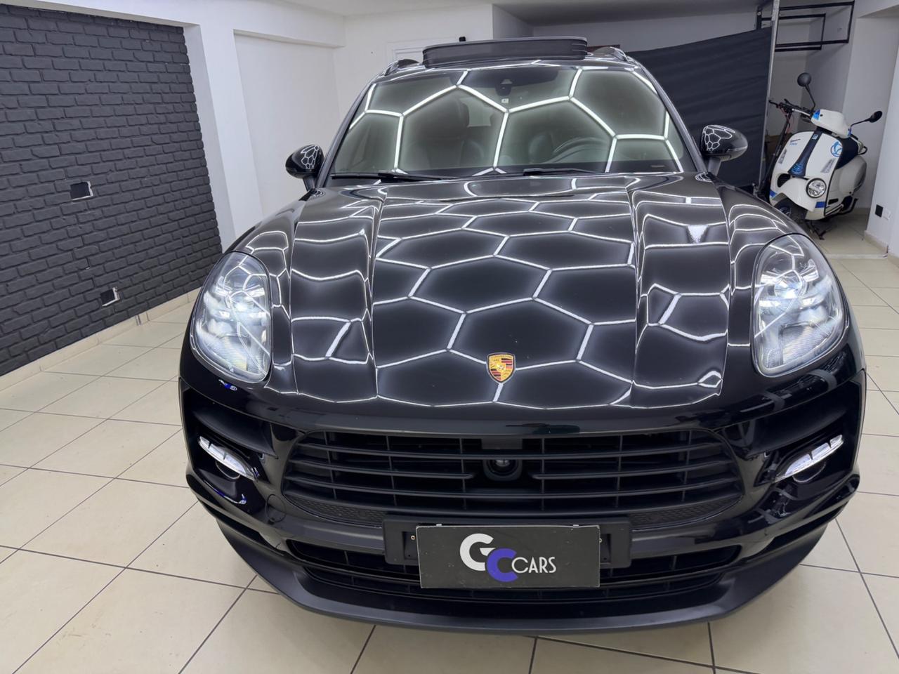 Porsche Macan 2.0 IPER FULL TETTO