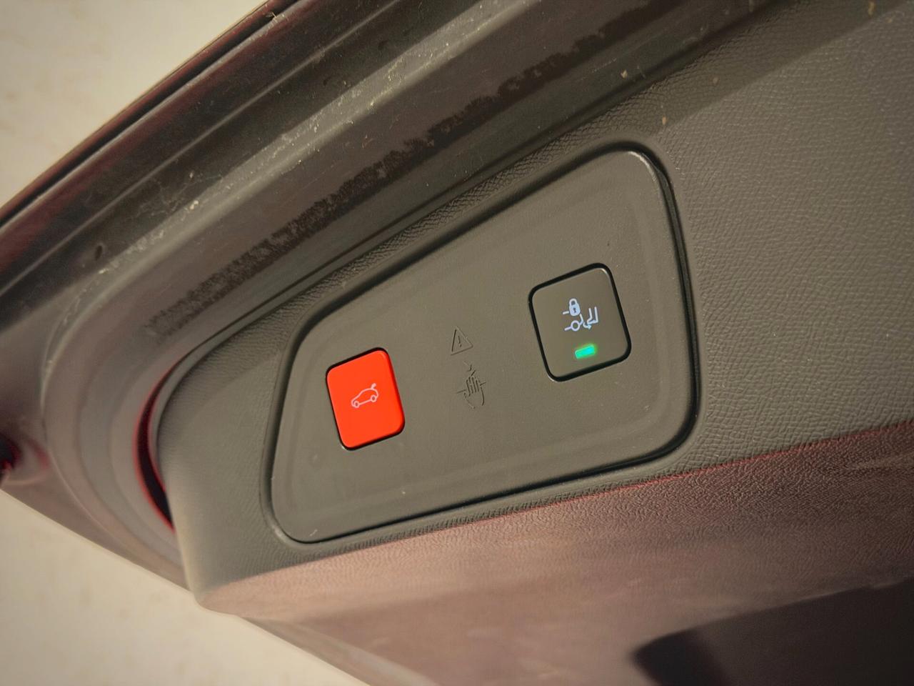 Peugeot 3008 1.5 HDI 130CV EAT8 GT Line