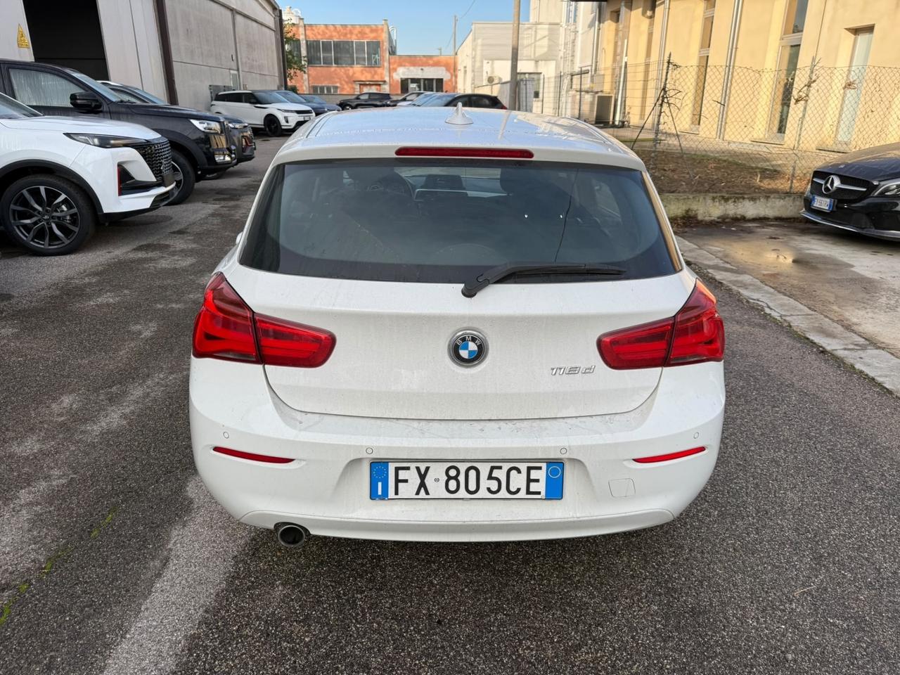 Bmw 118 118d 5p. Advantage