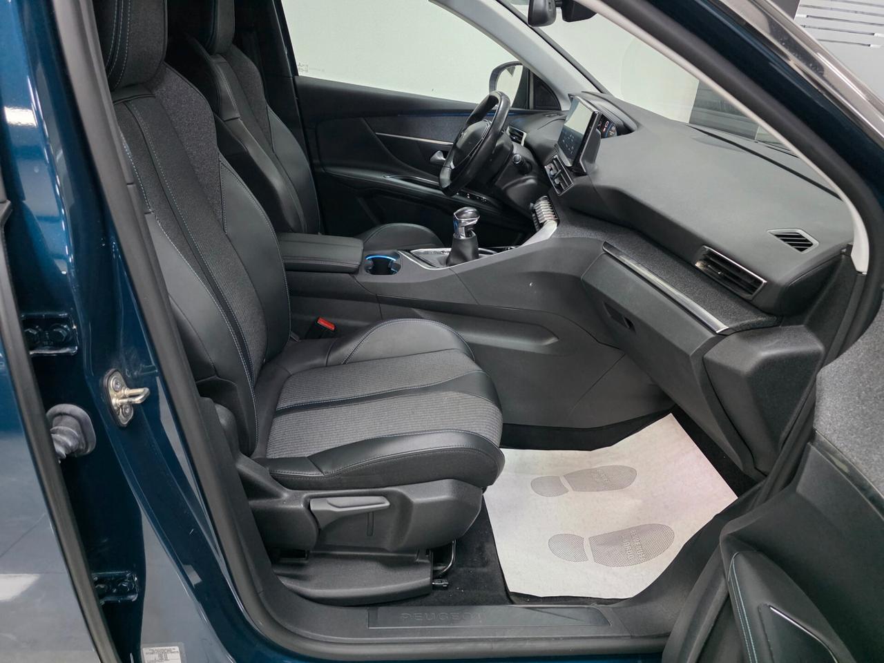 Peugeot 3008 BlueHDi 130 S&S Allure