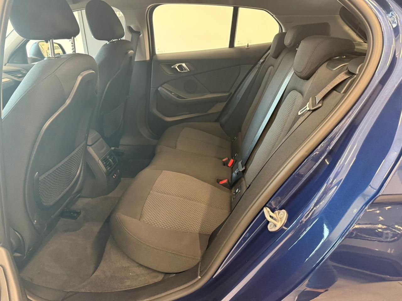 Bmw 118 118i 5p. Business Advantage