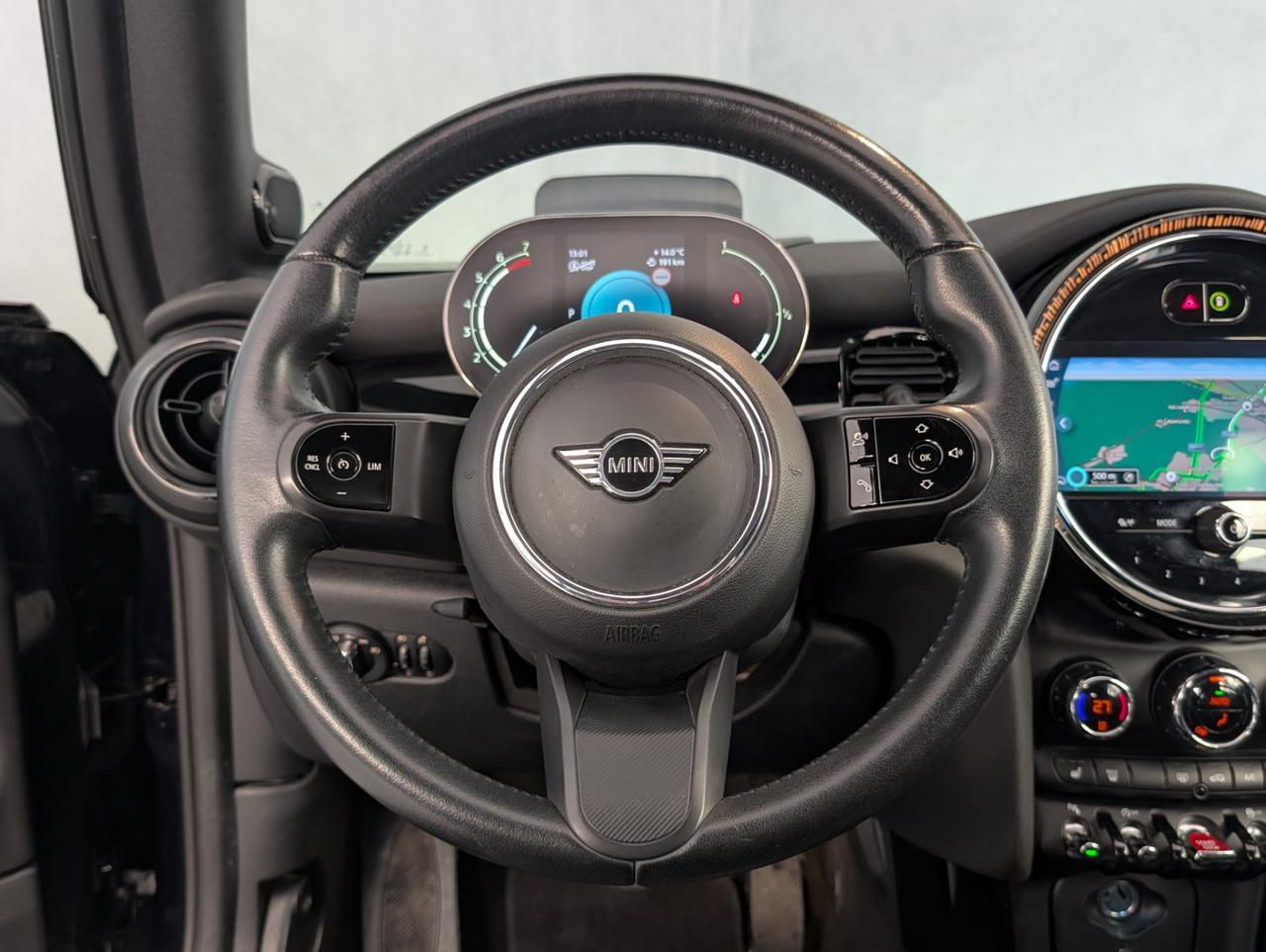 Mini mini iv f54-f55-f56-f57 mini cabrio 1.5 cooper classic auto 1.5 Cooper Premium Plus