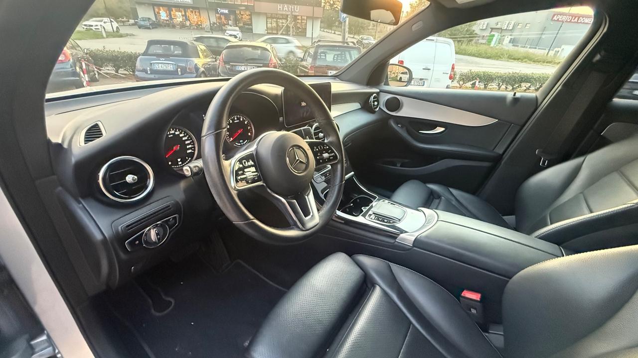 MERCEDES GLC 200 COUPE 4 MATIC 2022
