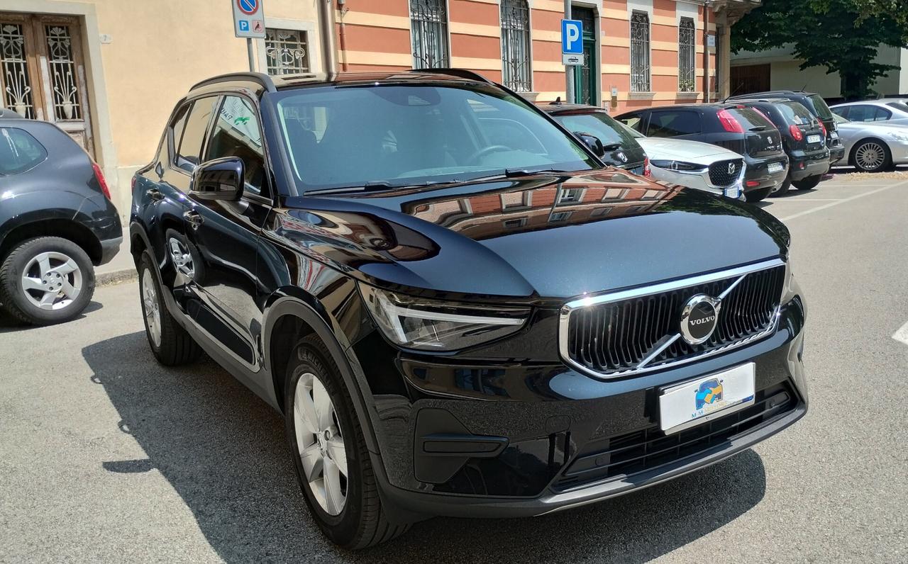 Volvo XC40 T2 automatico Essential