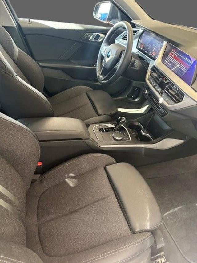 BMW 116 i 5p. Business Advantage