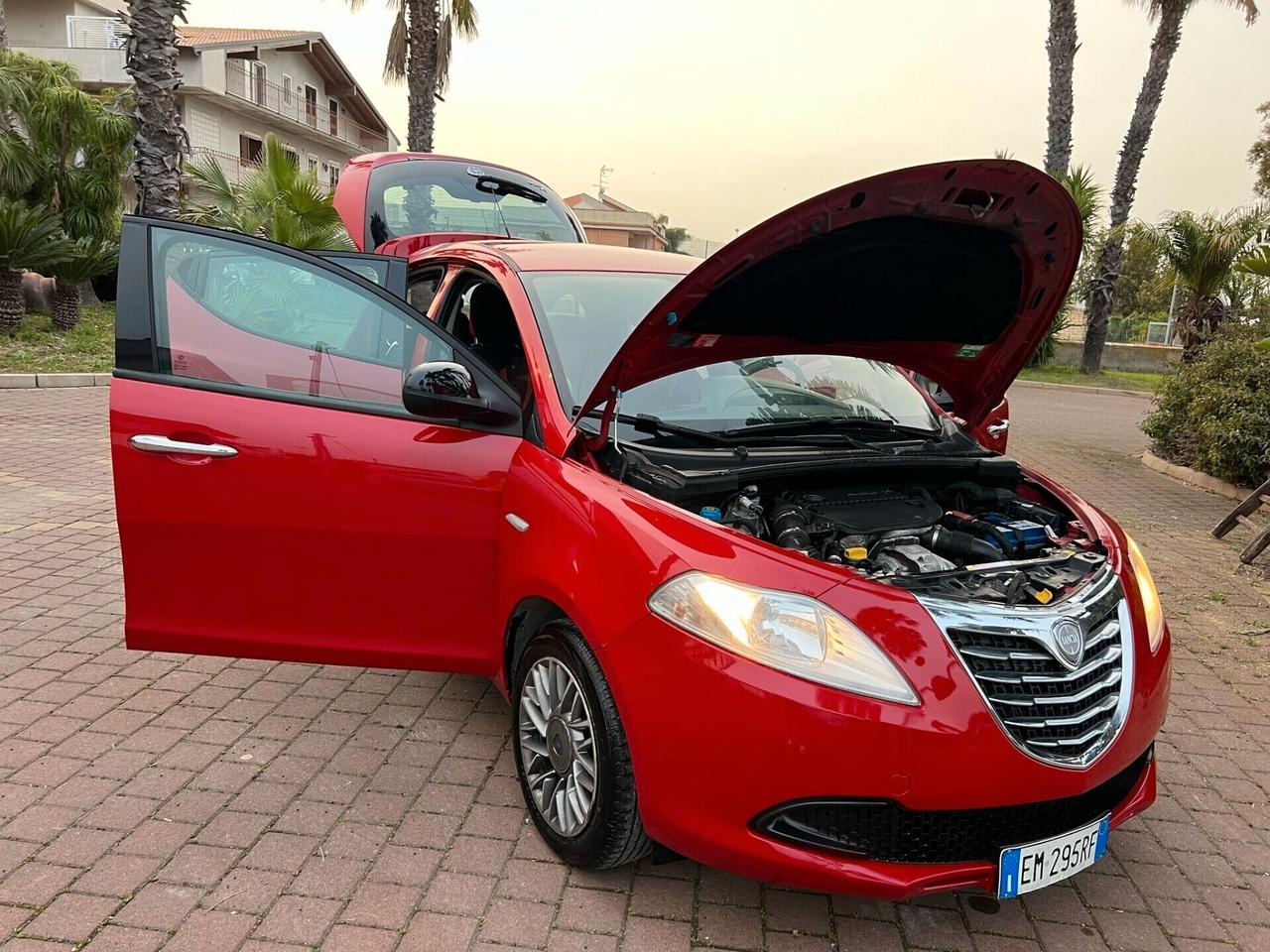 Lancia Ypsilon 1.3 MJT 16V 95 CV 5 porte S&S