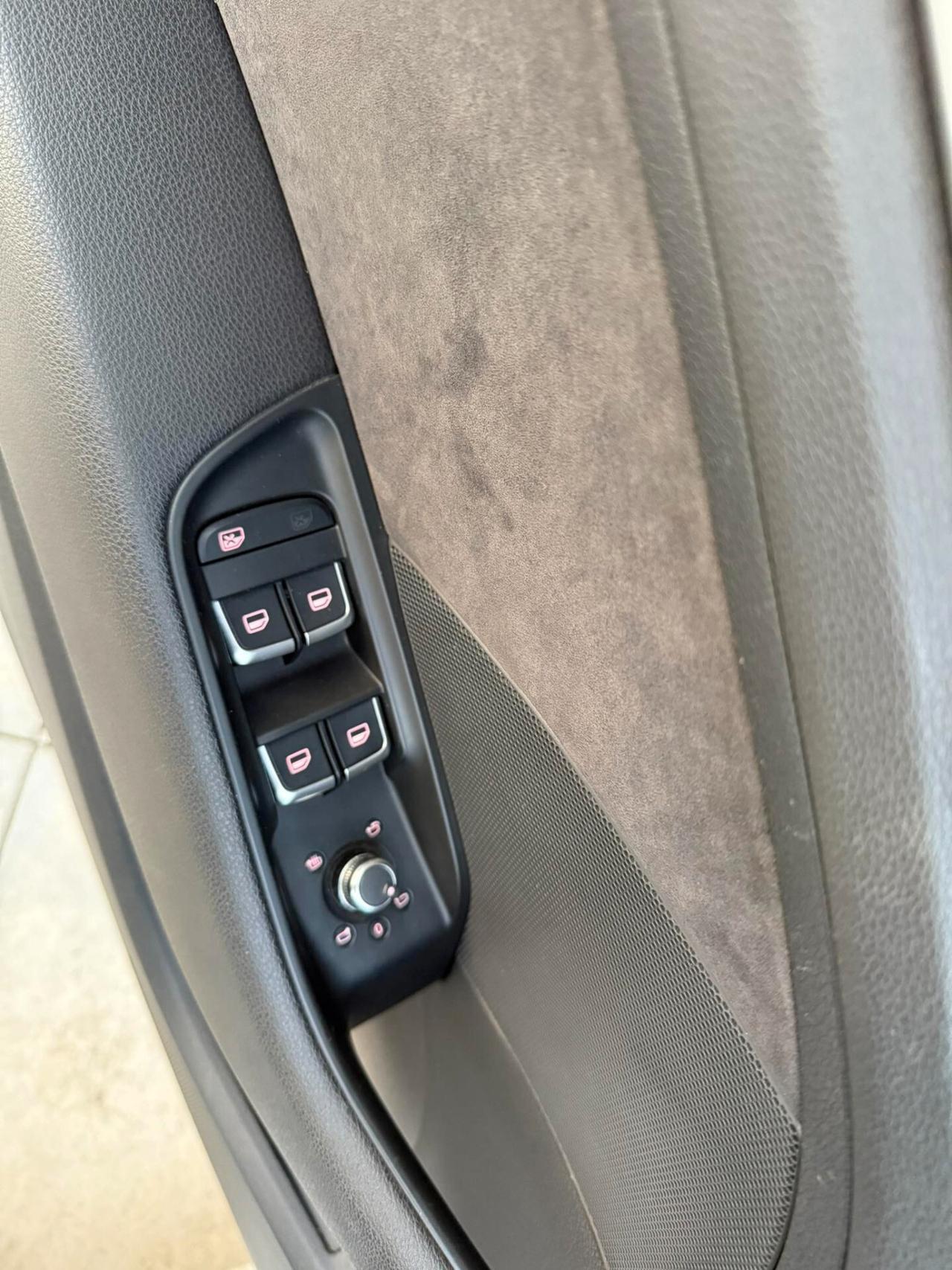 Audi A3 -SPORTBACK- 1.6 Tdi -SEDILI SPORTIVI-