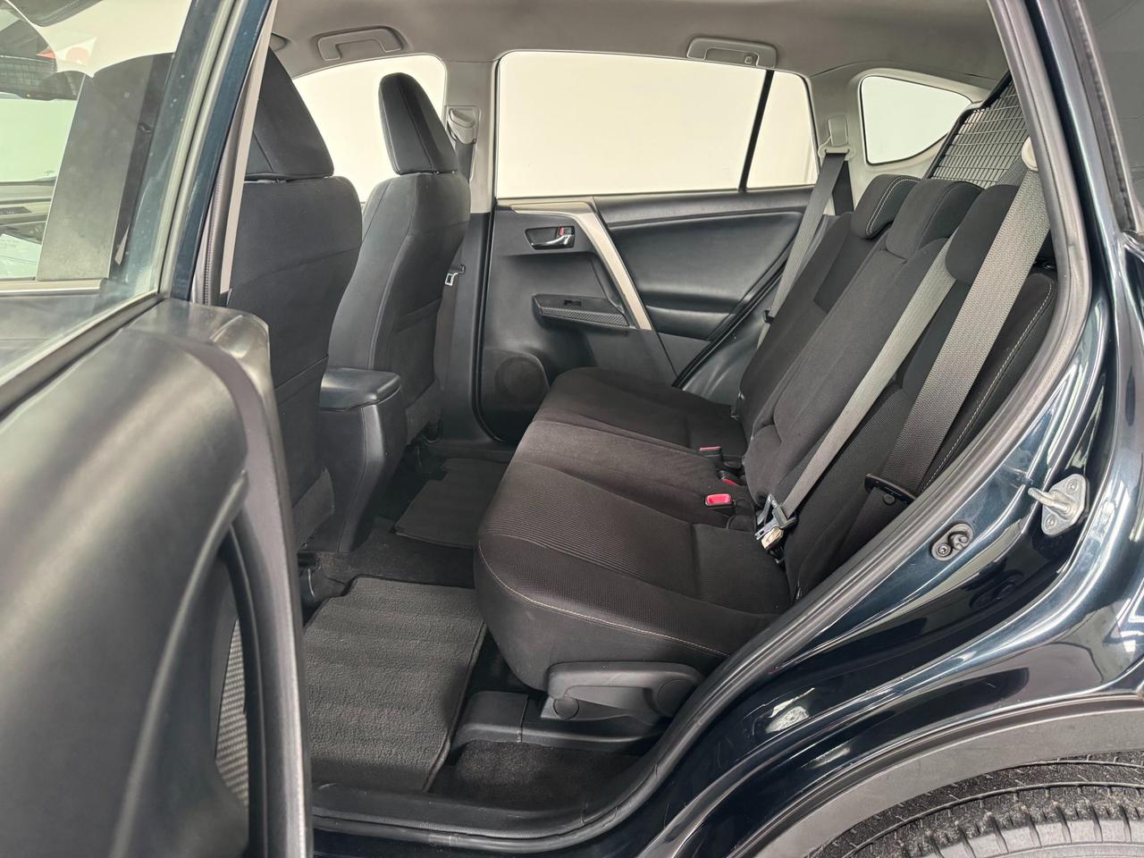 Toyota RAV4 2.0 d-4d Active 2wd 124cv mt