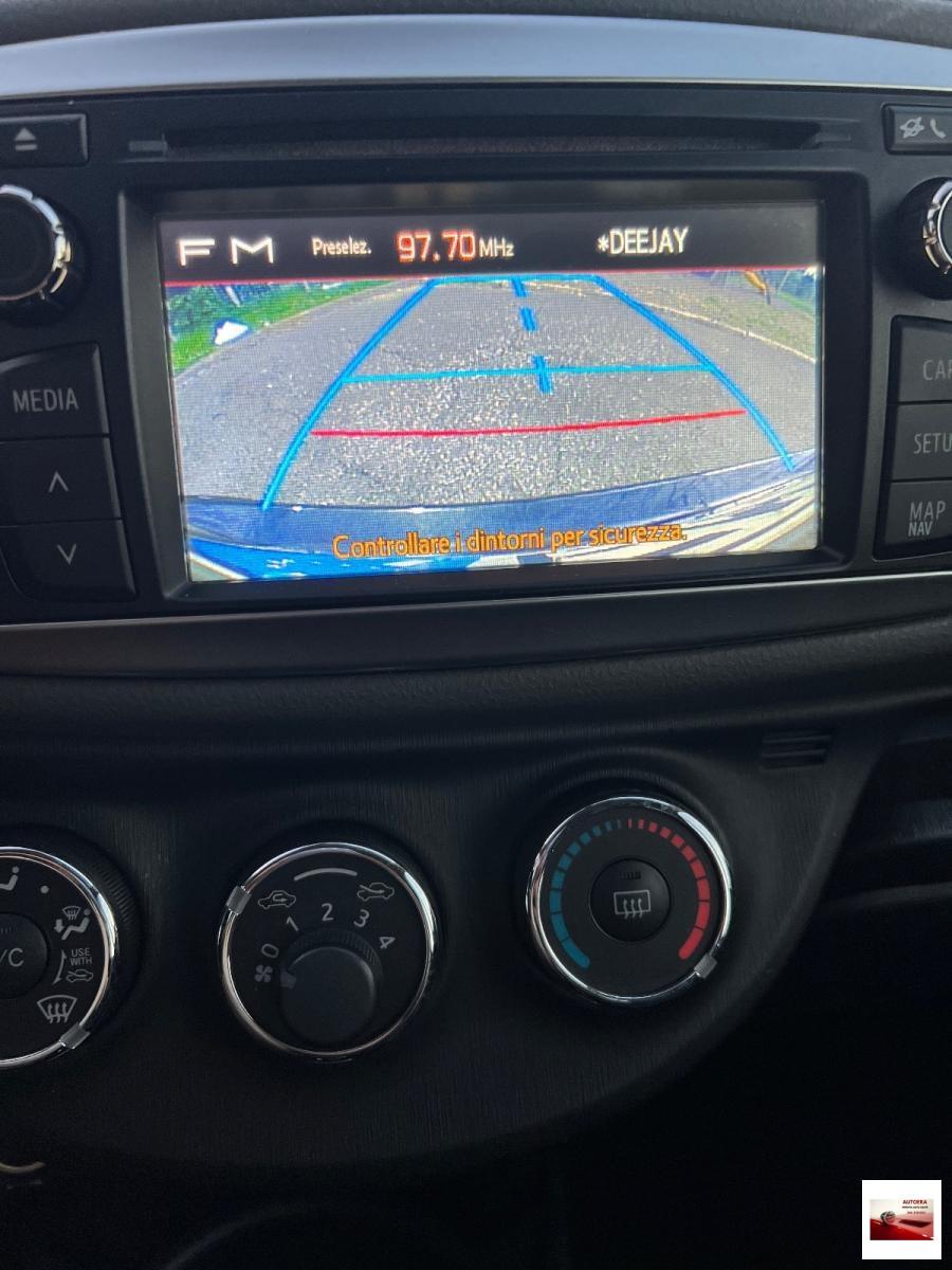 TOYOTA - Yaris - 1.0 5 porte Lounge