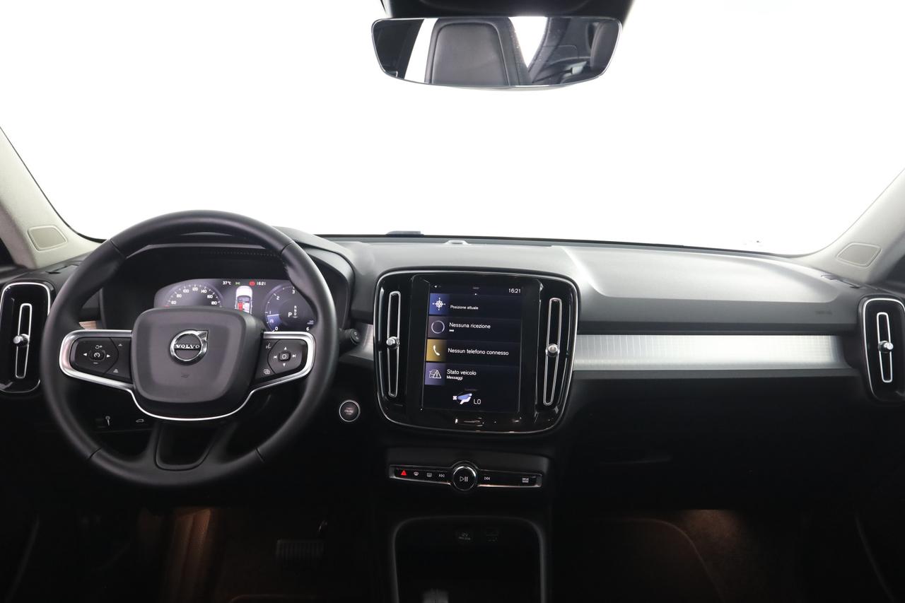 VOLVO XC40 (2017--->) XC40 D4 AWD Geartronic Business Plus/Momentum Pro