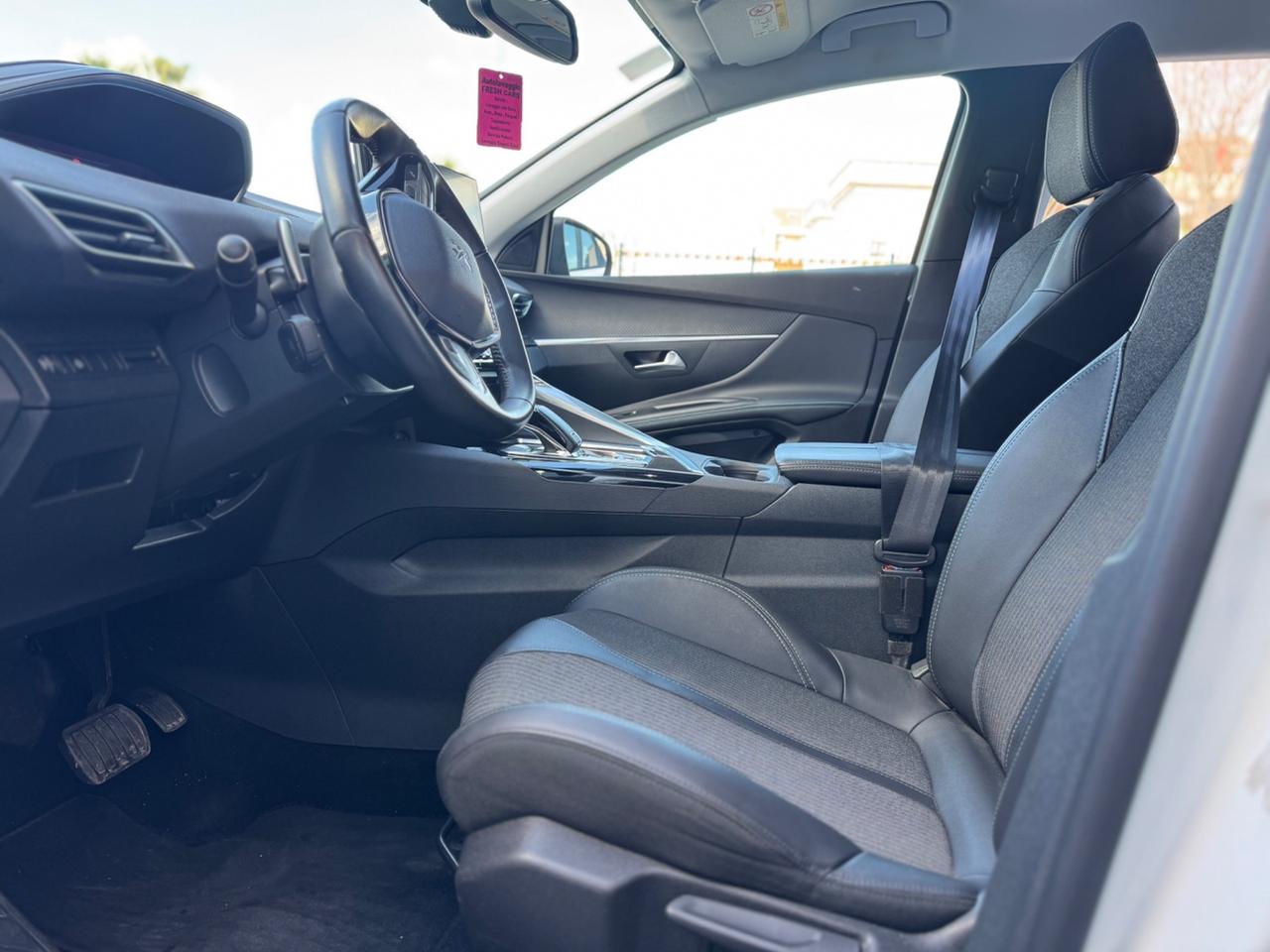 Peugeot 5008 BlueHDi 130 S&S EAT8 Allure Pack