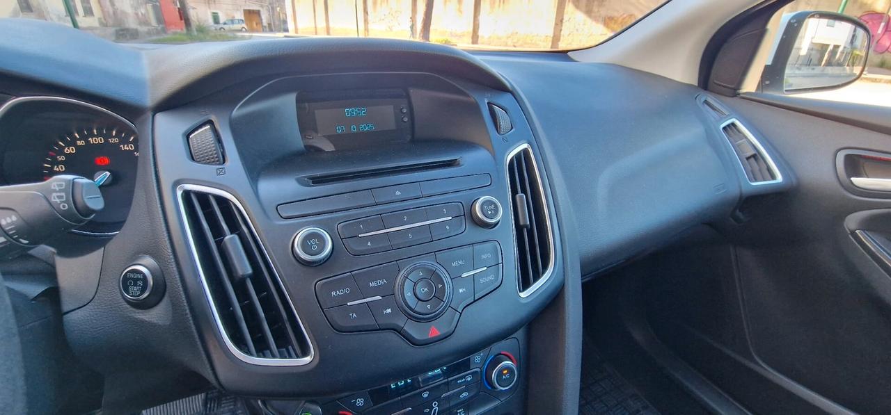 Ford Focus 1.5 TDCi 120 CV Start&Stop Powershift SW Titanium