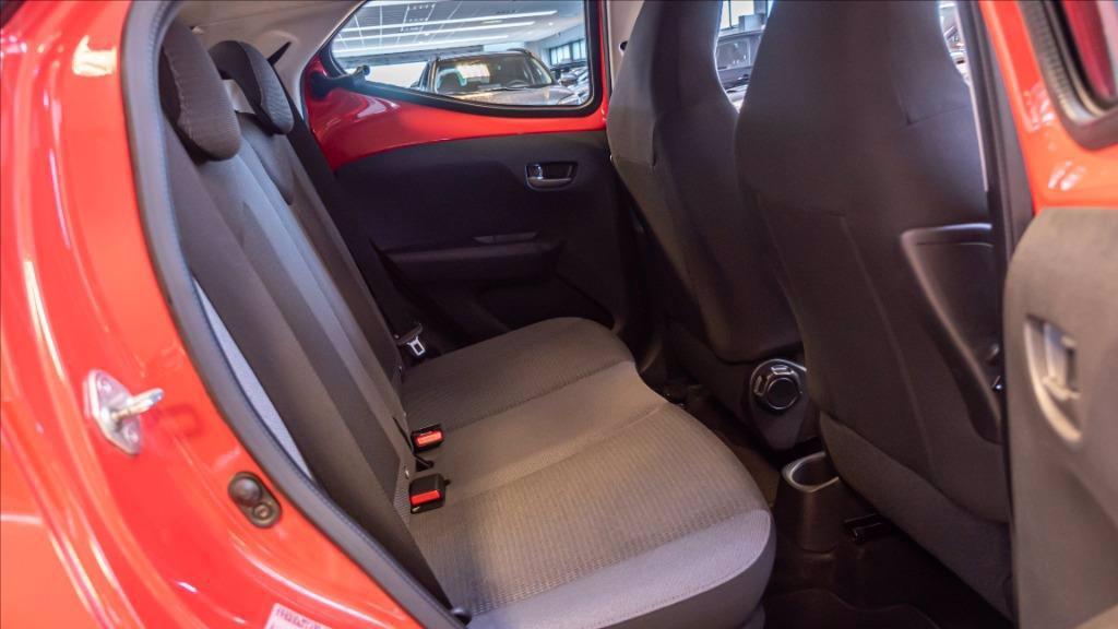 TOYOTA Aygo 5p 1.0 x-play 72cv del 2020