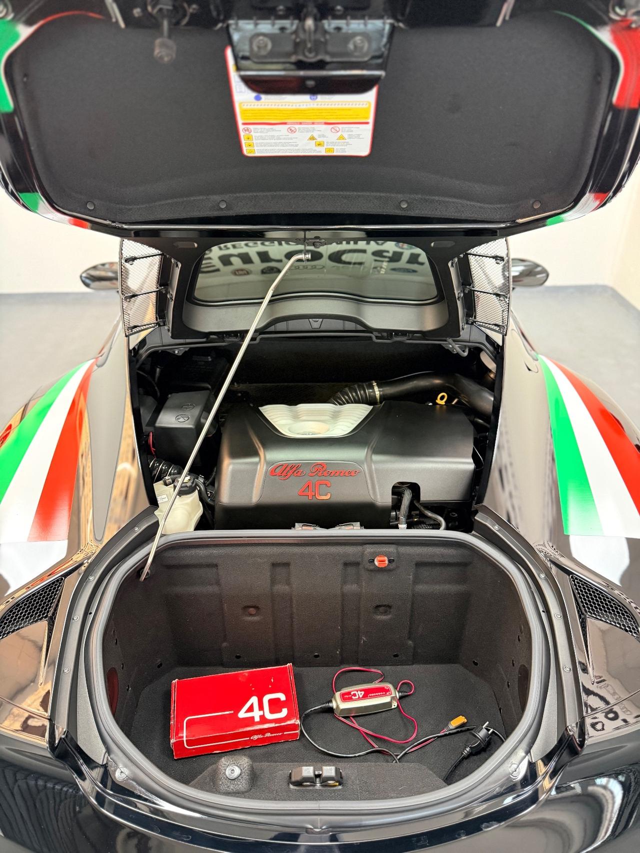 Alfa Romeo 4C 1750 TBi Scara 73 09/2015 310CV