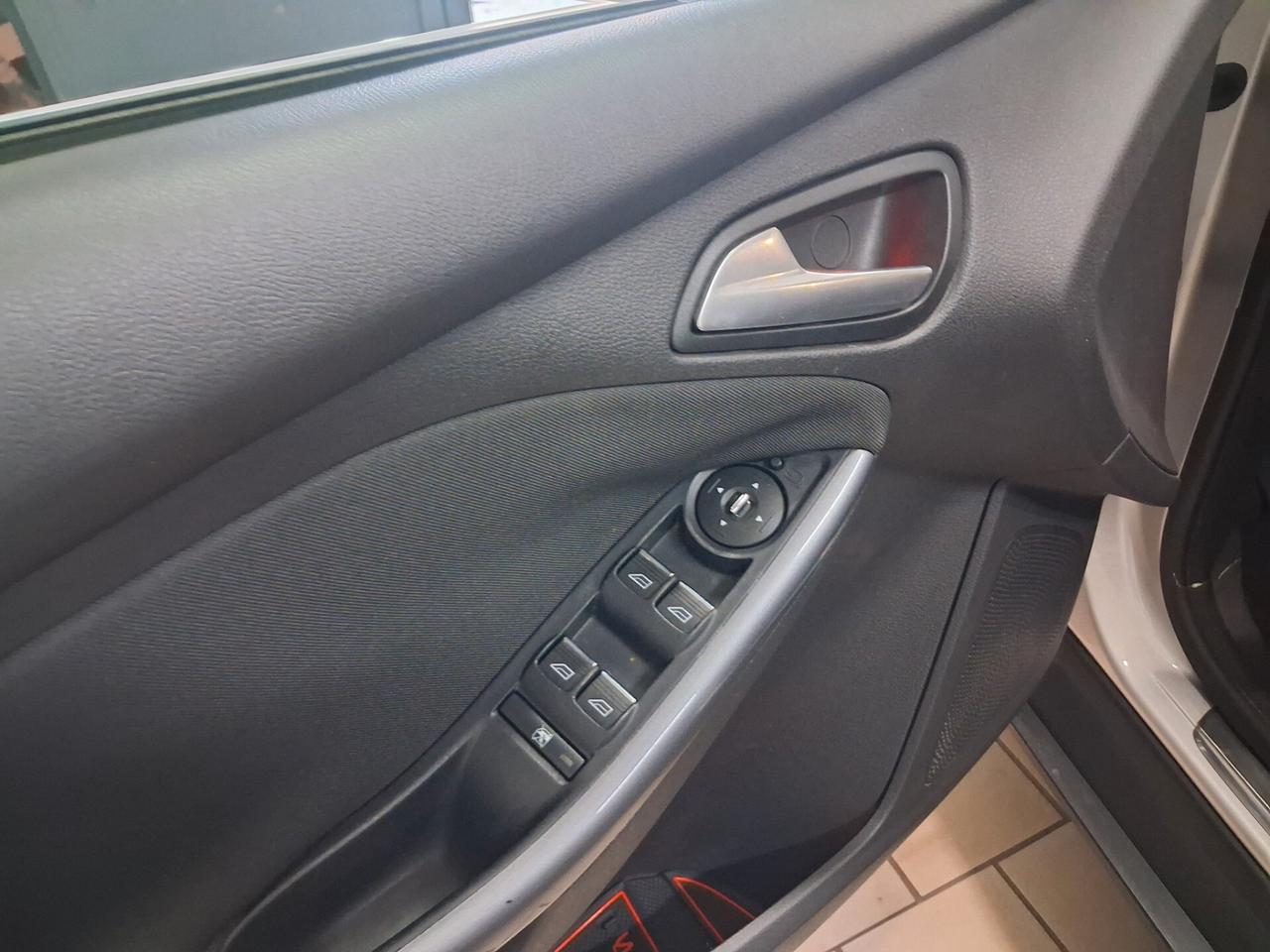 Ford Focus 1.6 TDCi Sw unico prop 2012 Titanium