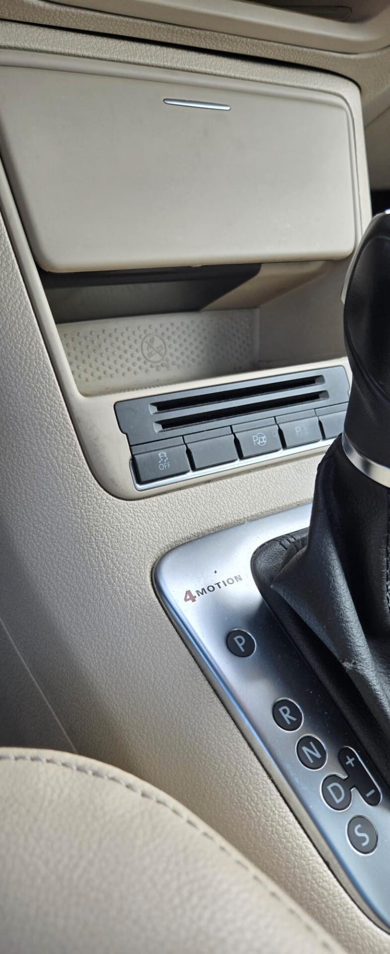 Volkswagen Tiguan 2.0 TDI 140CV 4MOTION DSG Sport & Style