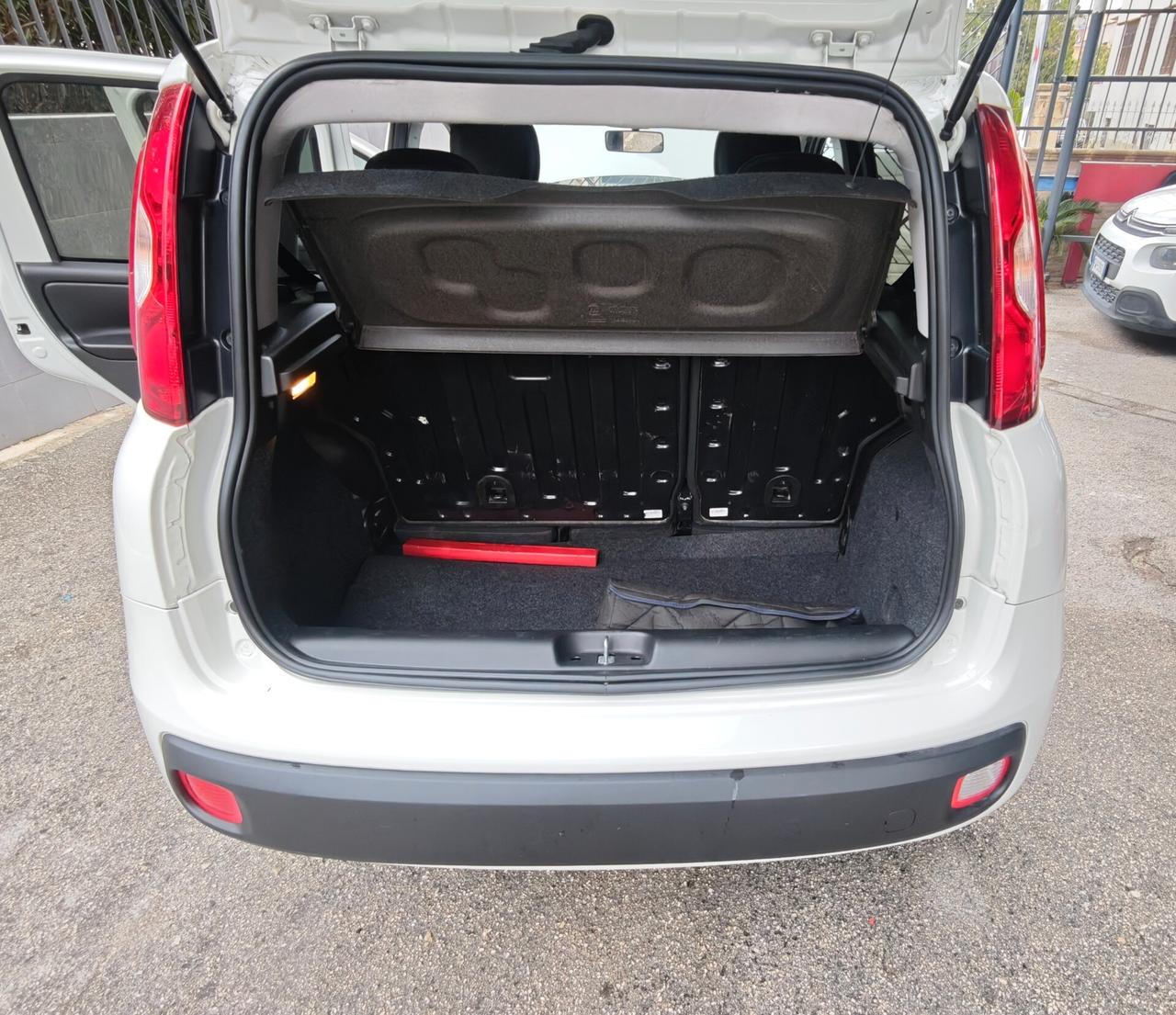 Fiat Panda 1.0 HYBRID 33.000KM PARI A NUOVA