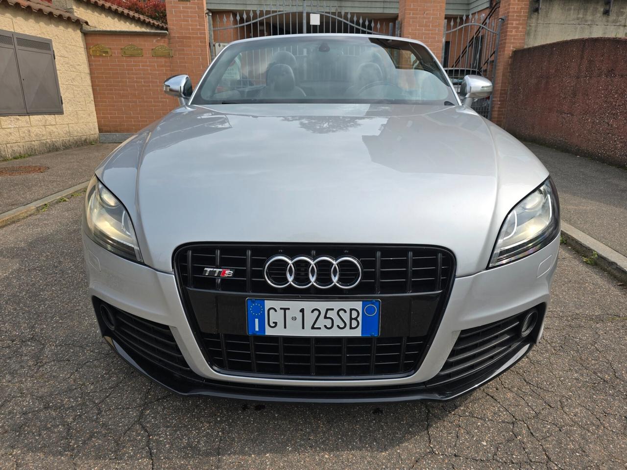 Audi TTS Roadster 2.0 tfsi quattro 272cv C. MANUALE