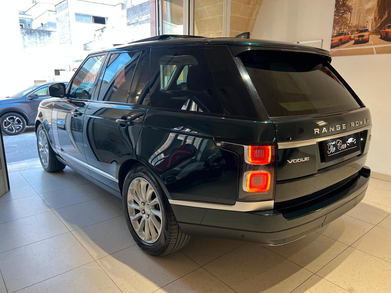 LAND ROVER RANGE ROVER VOGUE 3.0 V6 249CV 4X4 TETTO PELLE NAVI ANNO 2018