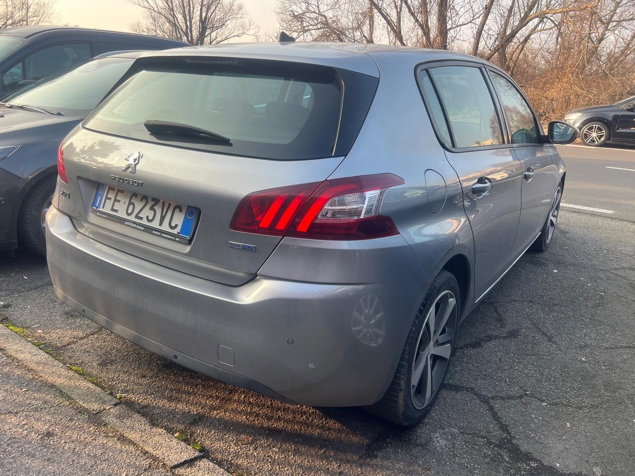 Peugeot 308 BlueHDi 150 S&S Business