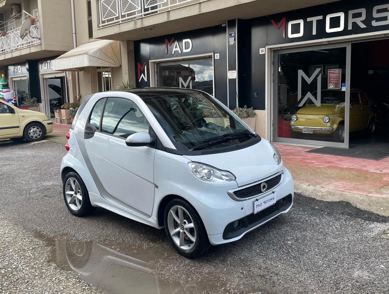 Smart ForTwo 1000 52 kW MHD coupé passion