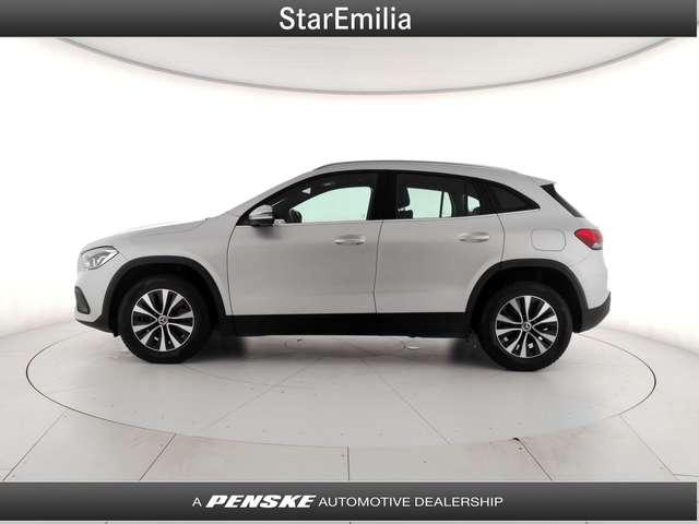 Mercedes-Benz GLA 200 GLA 200 d Automatic Sport