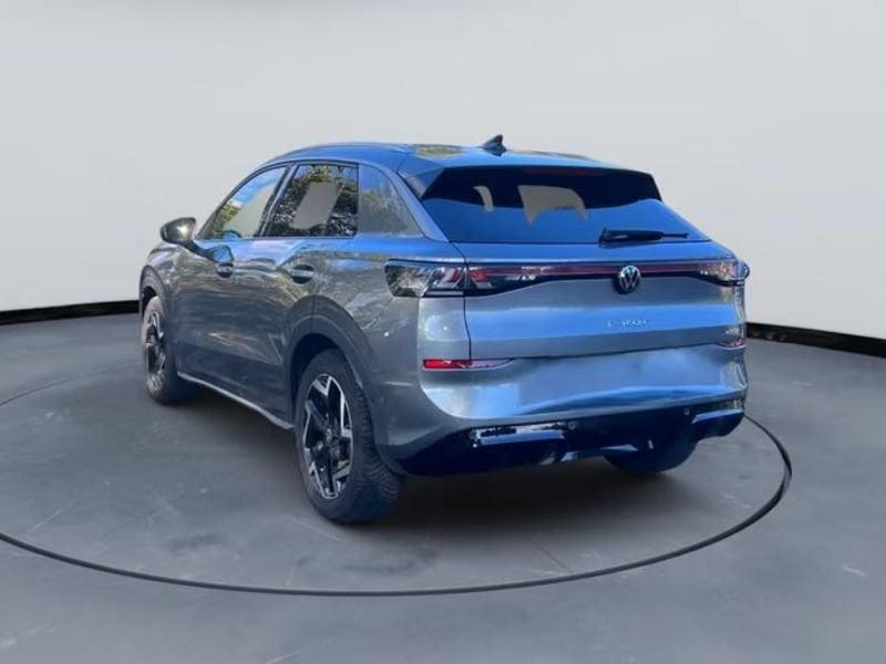 Volkswagen T-Roc Volkswagen T-Roc 1.5 eTSI R-LINE 150cv DSG FULL LED NAVI CAMERA ACC