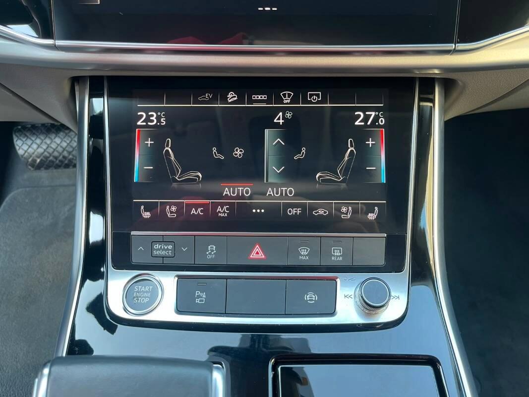Audi Q8 55 3.0 tfsi e quattro tiptronic