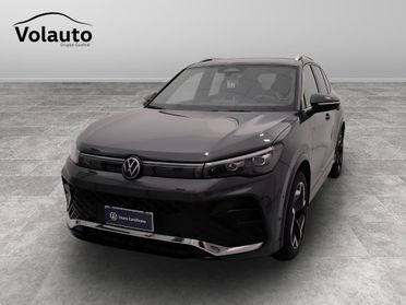 VOLKSWAGEN Tiguan III 2024 - Tiguan 2.0 tdi R-Line 150cv dsg