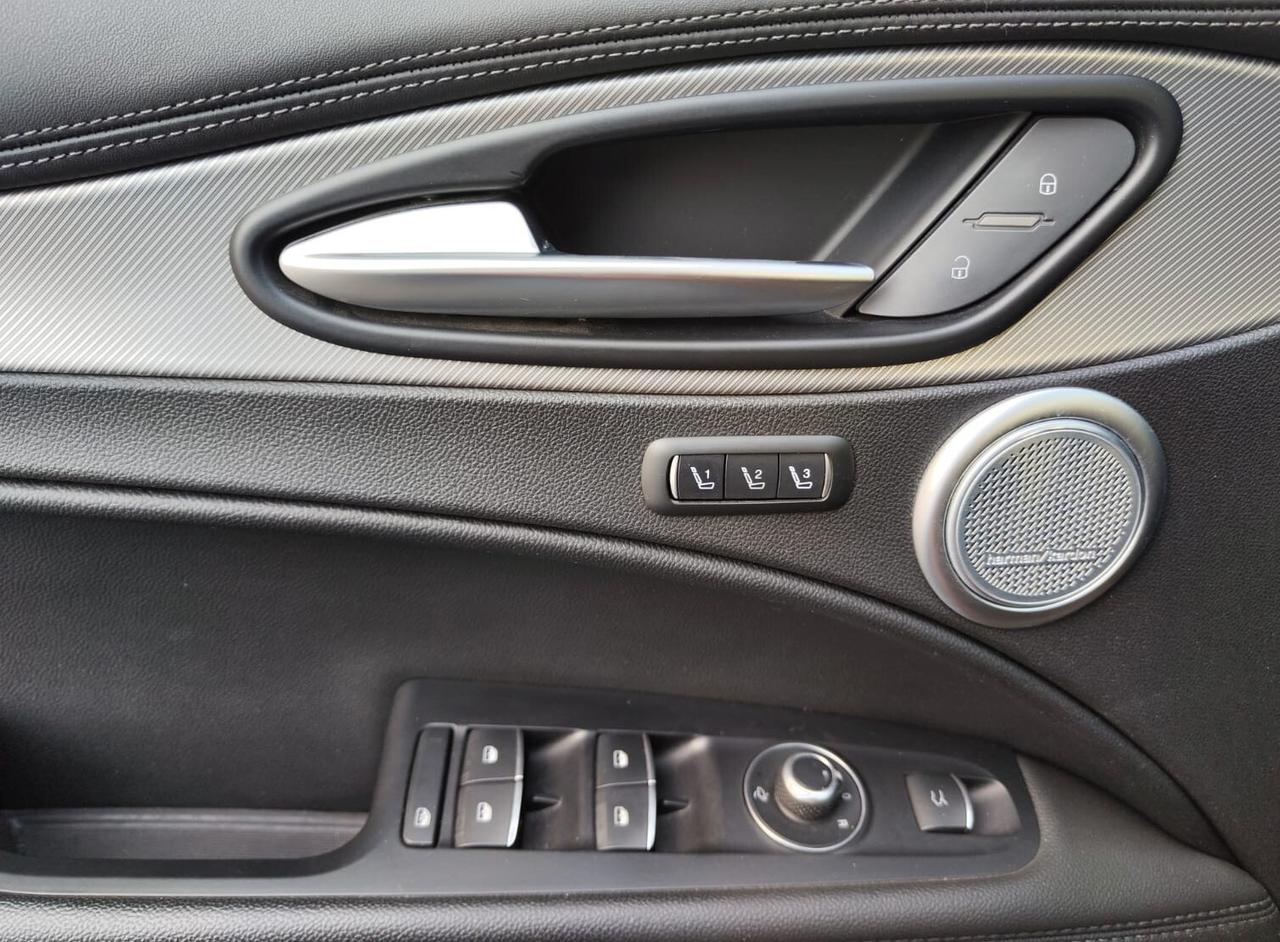 Alfa Romeo Stelvio 2.2 Turbodiesel 210 CV AT8 Q4 Competizione 2023 IVA