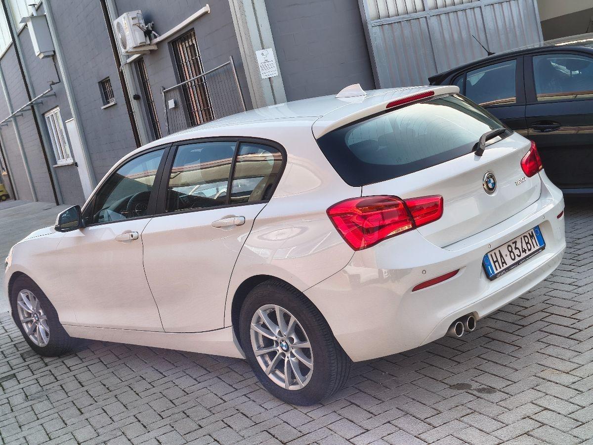 Bmw 120 120i 5p. Advantage