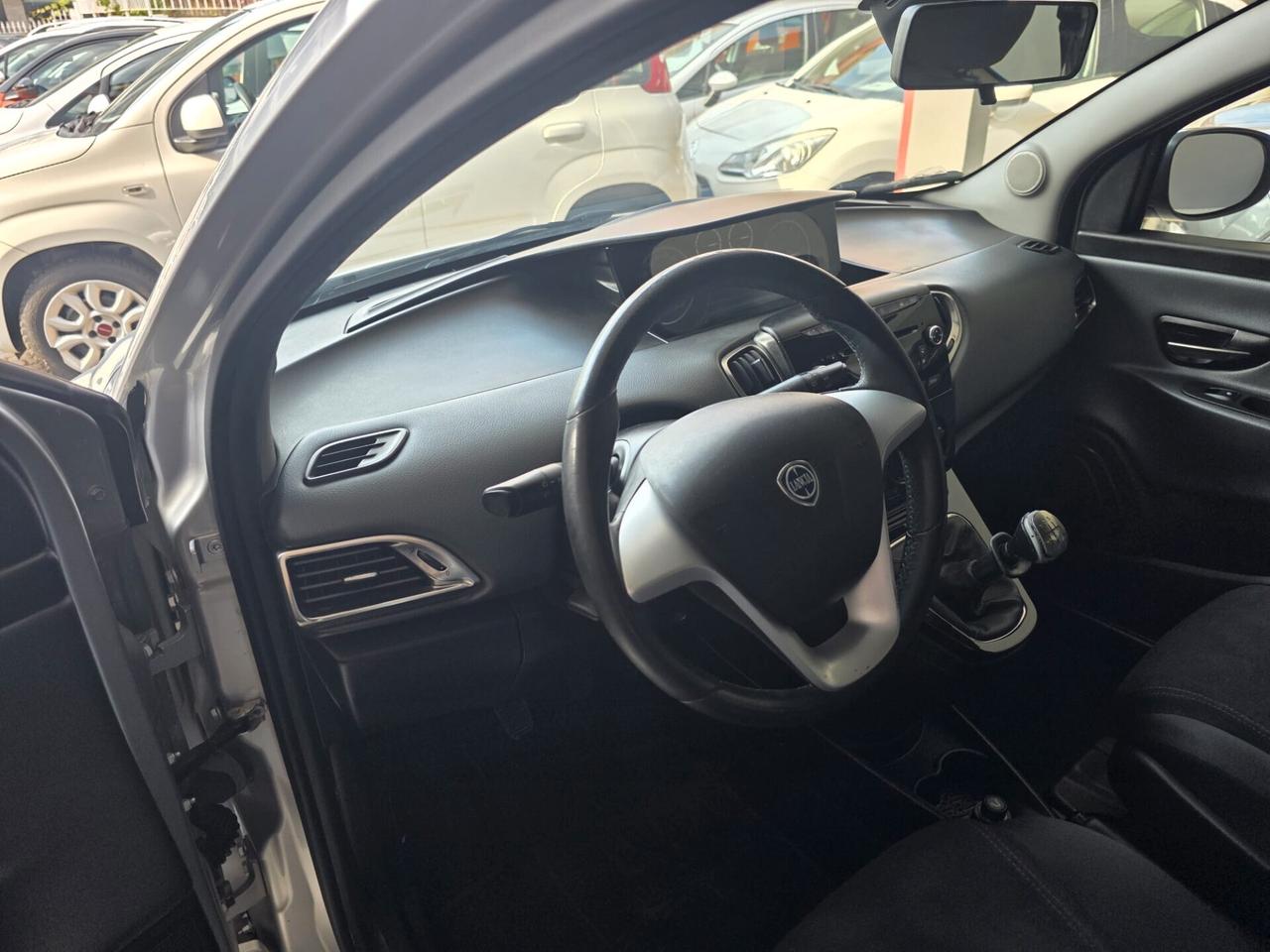 LANCIA YPSILON 1.2 BENZINA DEL NORD ITA 2013