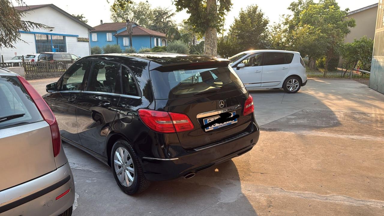 Mercedes-benz B 180 BlueEFFICIENCY Executive