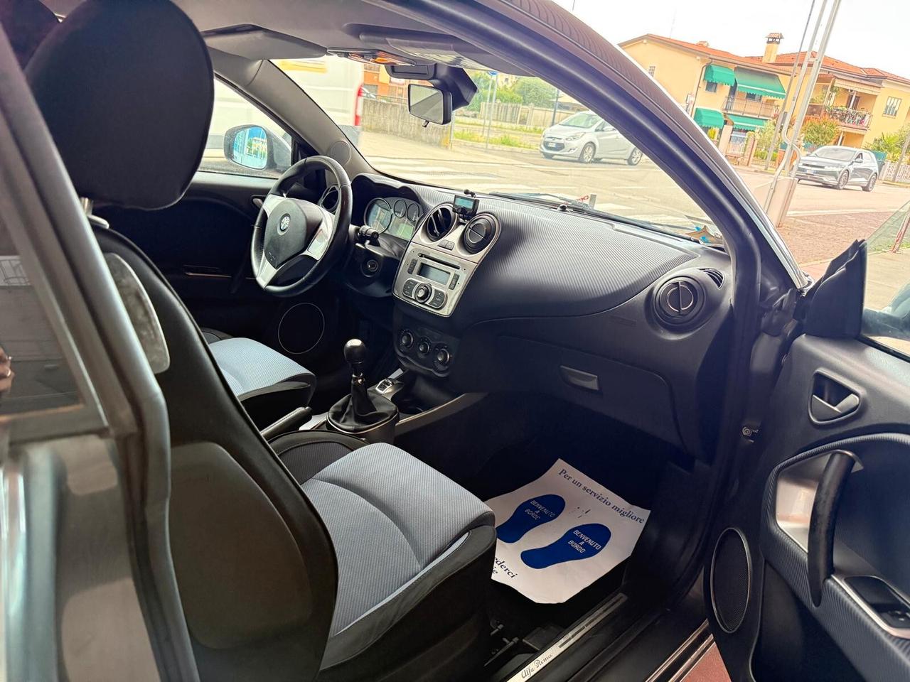 Alfa Romeo MiTo 1.6 JTDm 16V Distinctive Sport Pack