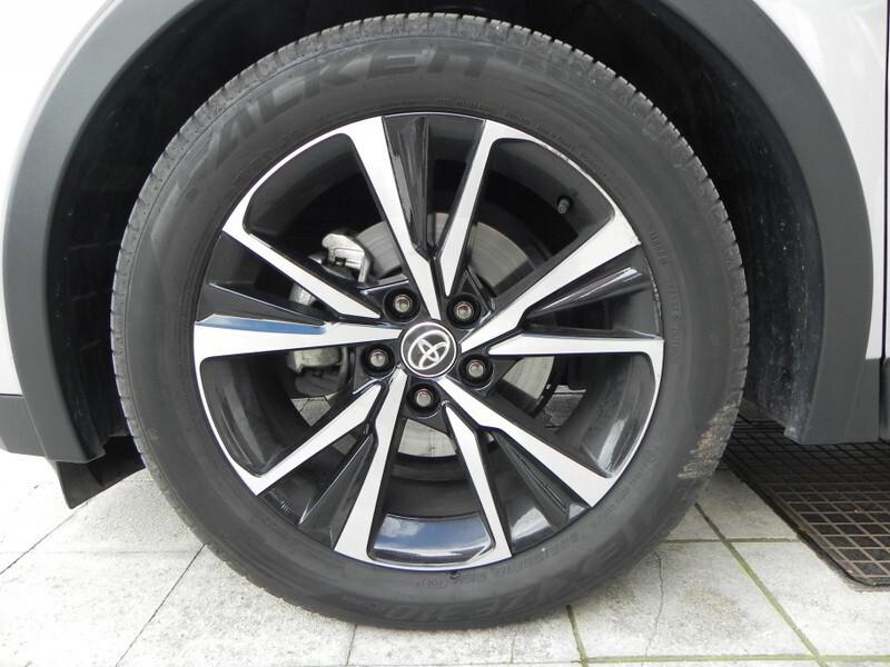 Toyota C-HR 1.8 HV Trend