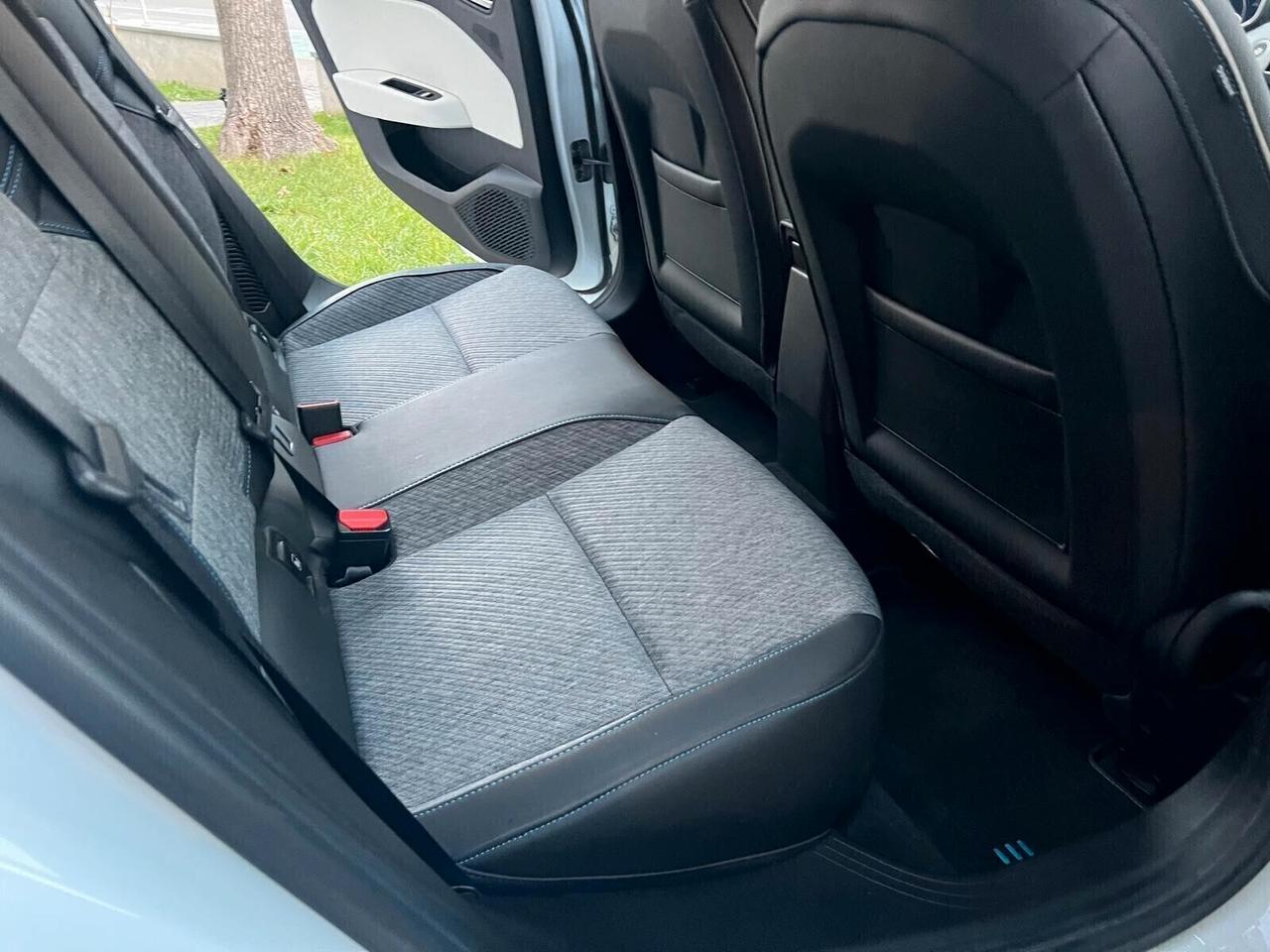 RENAULT CLIO HYBRID E-TECH RS LINE 140cv NEOPAT