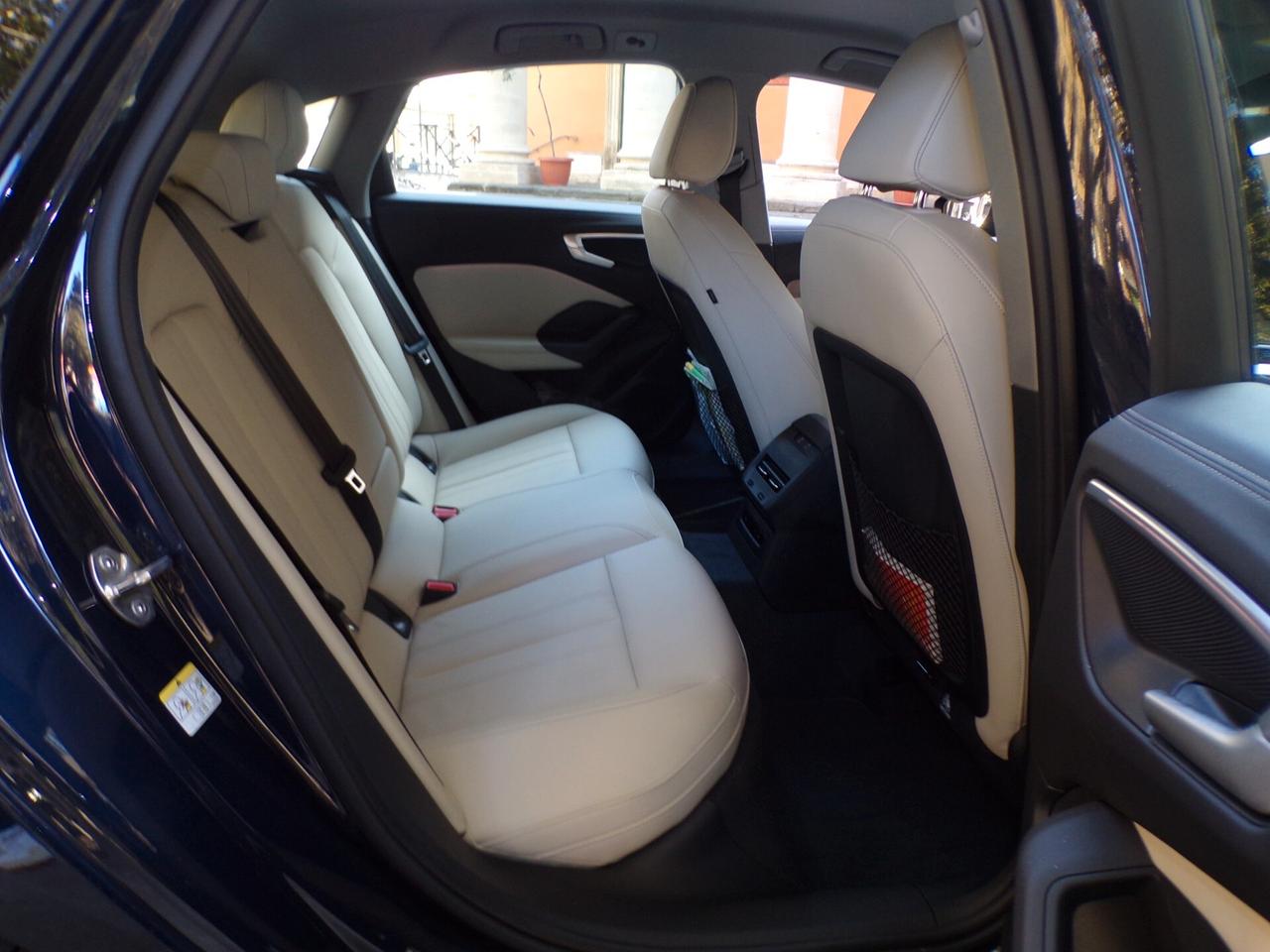 AUDI A5 SEDAN 2.0 TDI MHEV QUATTRO S-LINE BLACK EDITION DEL 2025 CON 19.000 KM