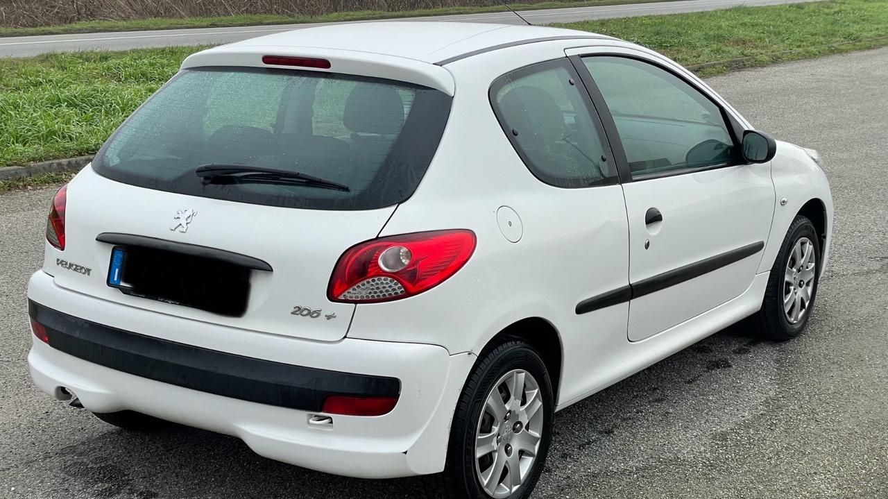 Peugeot 206 Plus 1.1 CV60 porte 3 Trendy