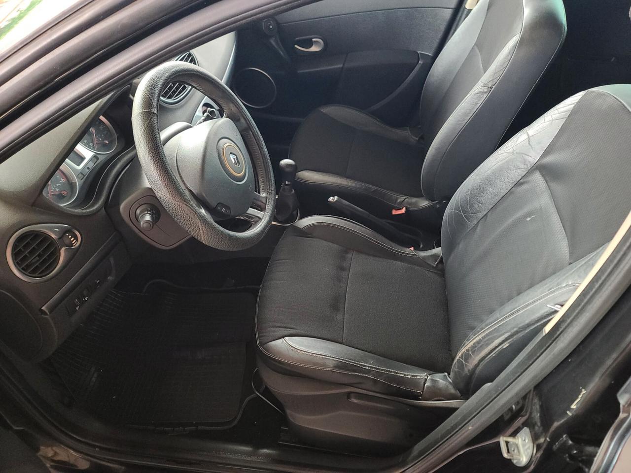 Renault Clio 1.5 dCi 85CV OK NEOP SUPER OFFERTA